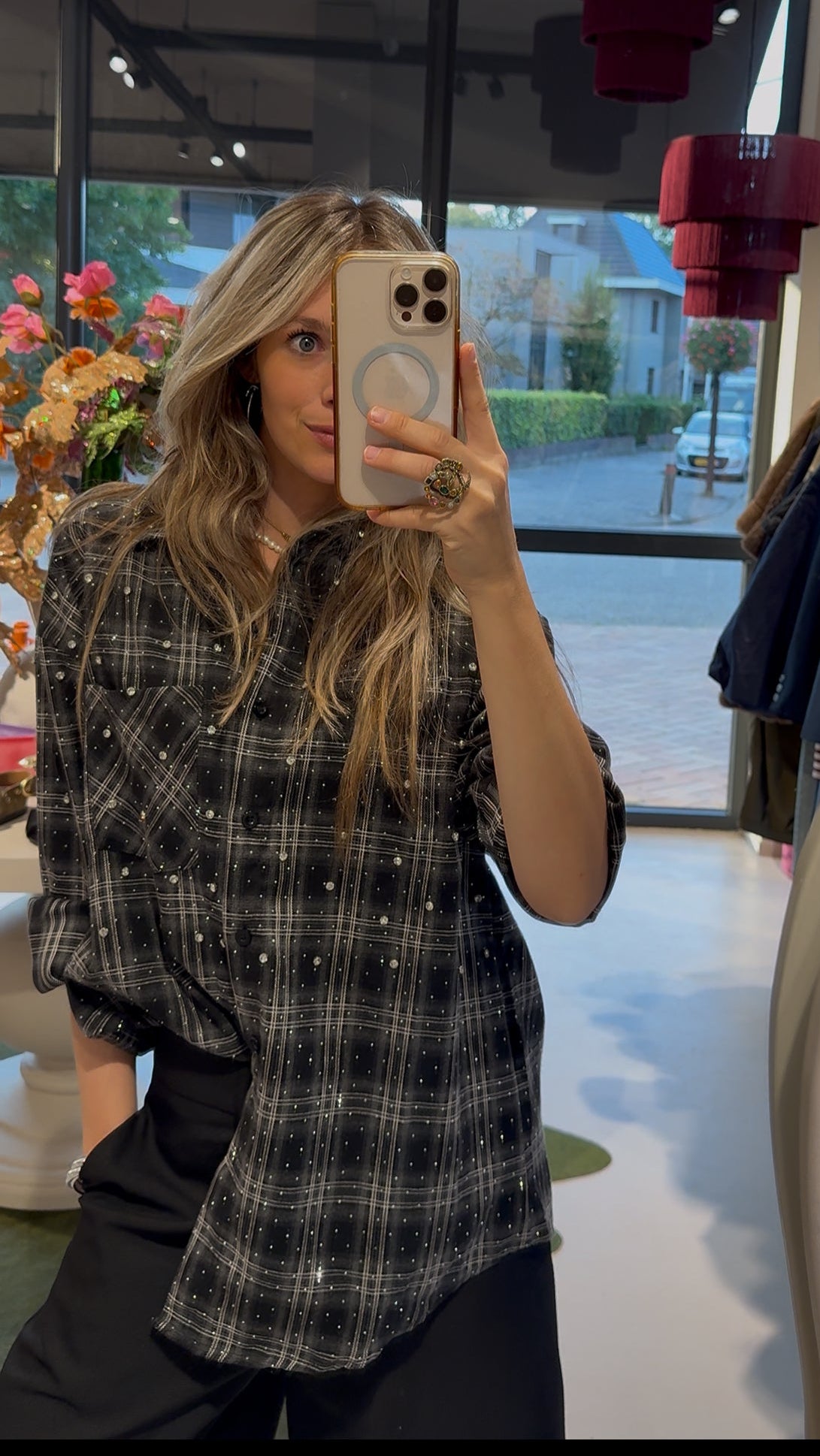 Oversized blouse met strass - zwart