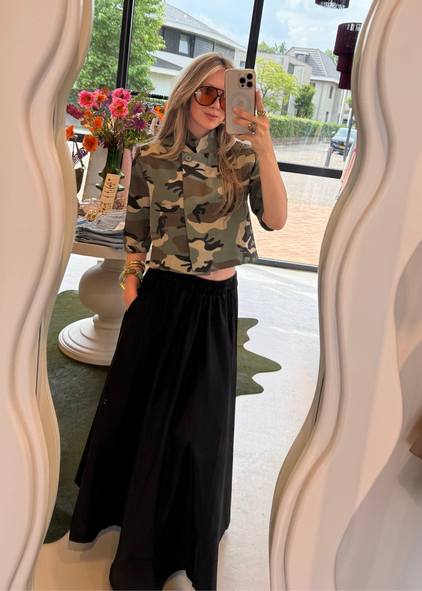 Cropped camouflage blazer