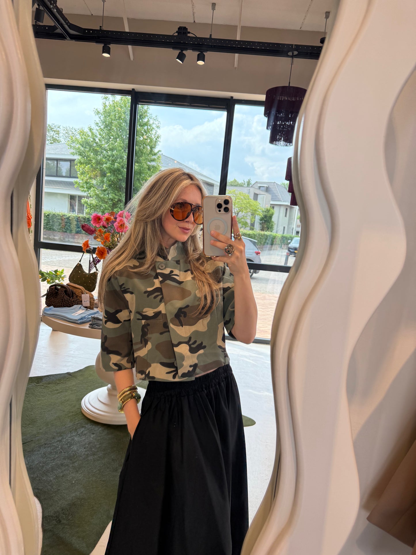Cropped camouflage blazer