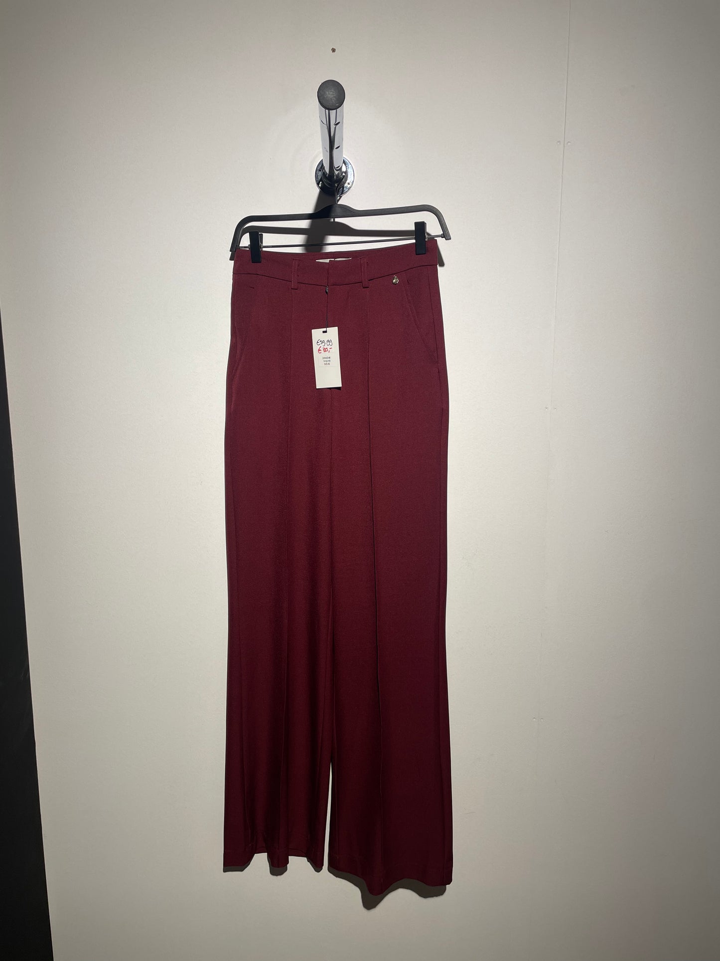Ambika jade bordeaux