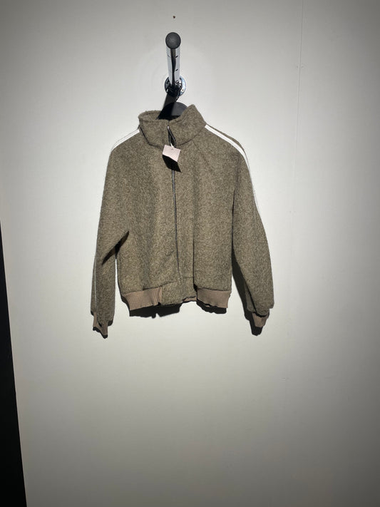 New collection vest light taupe stripe