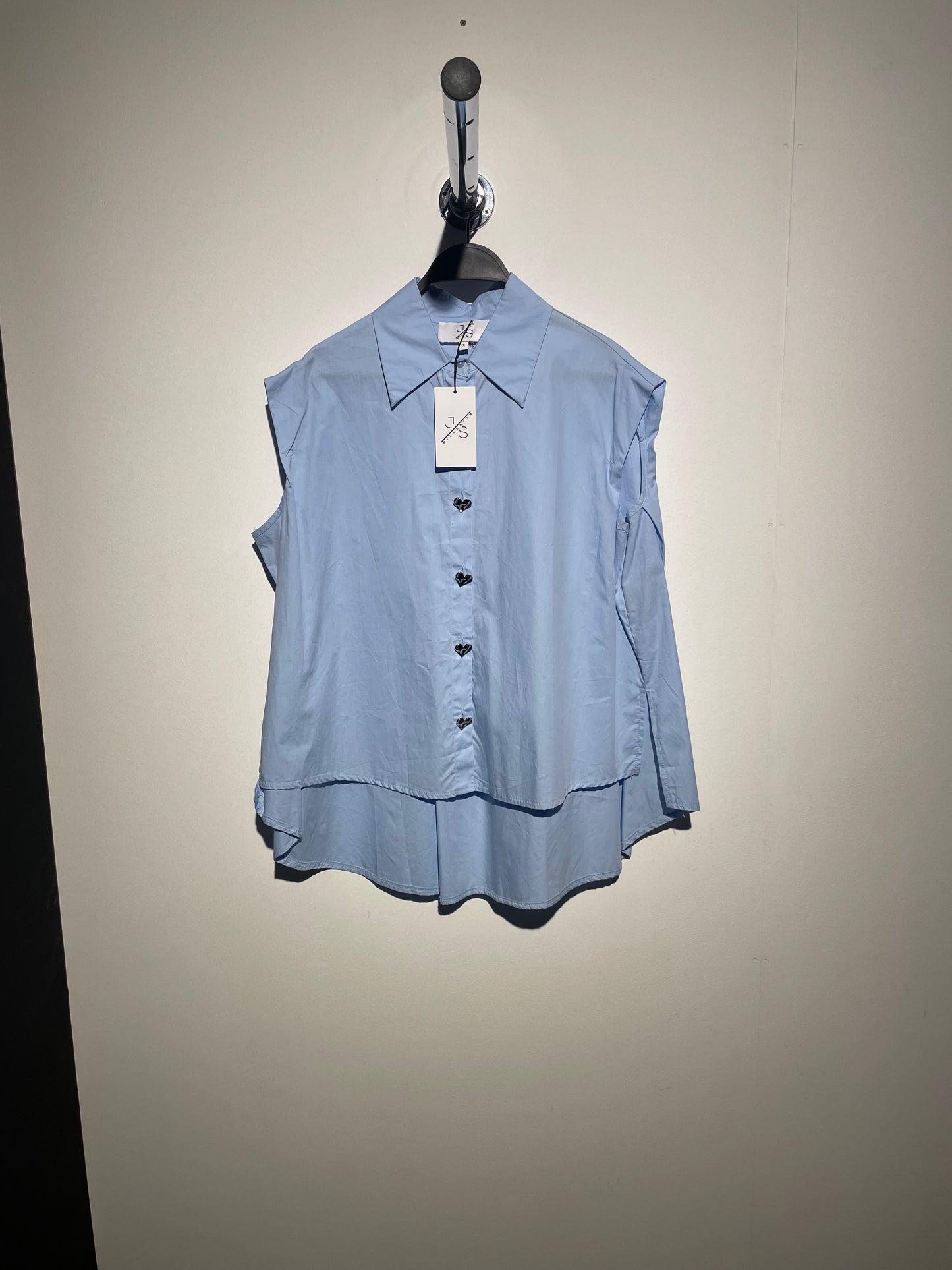 JS blouse hart button