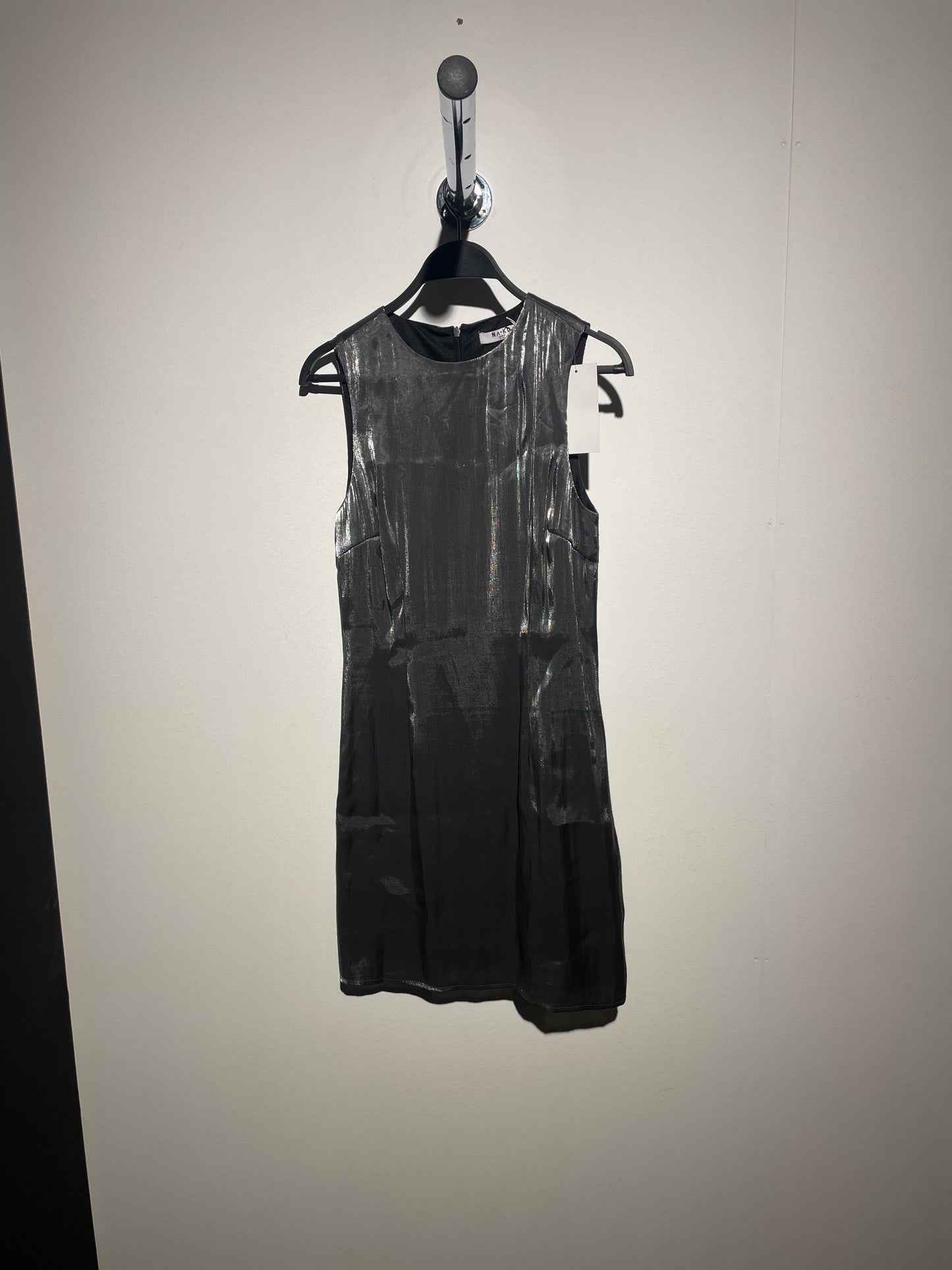 NA-kD metallic dress