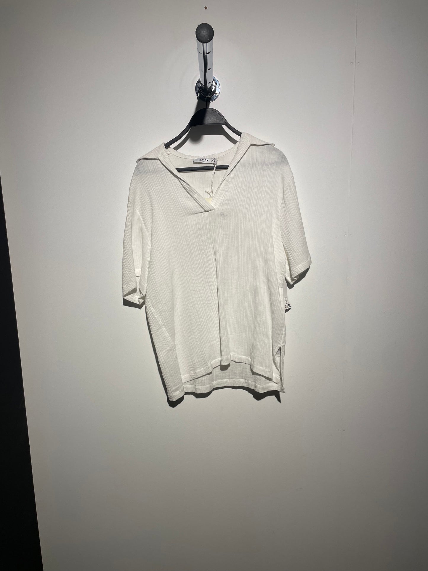NA-KD structured short sleeve top